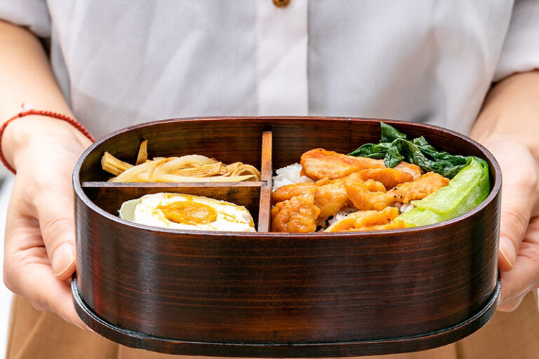 Factory Supply Japanese Wooden Lunch Box Set with Chopsticks Double Layer (2) double layer wooden lunch box set