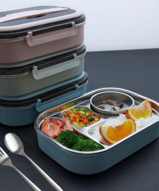plastic lunch box with handle