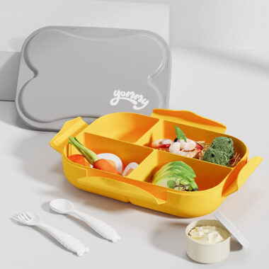 Microwave safe plastic student lunch box