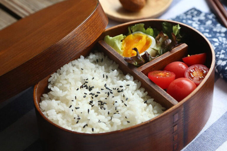 Cryptomeria Wooden Bento Lunch Box with Inner Separator (2) Cryptomeria wooden bento lunch box