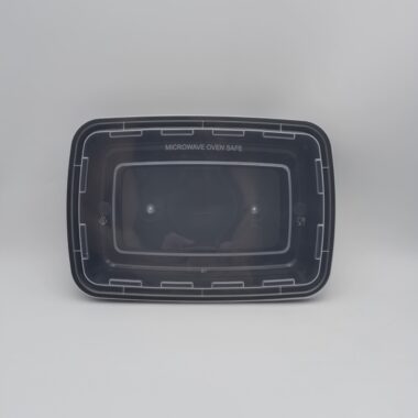 Disposable rectangular plastic lunch boxes